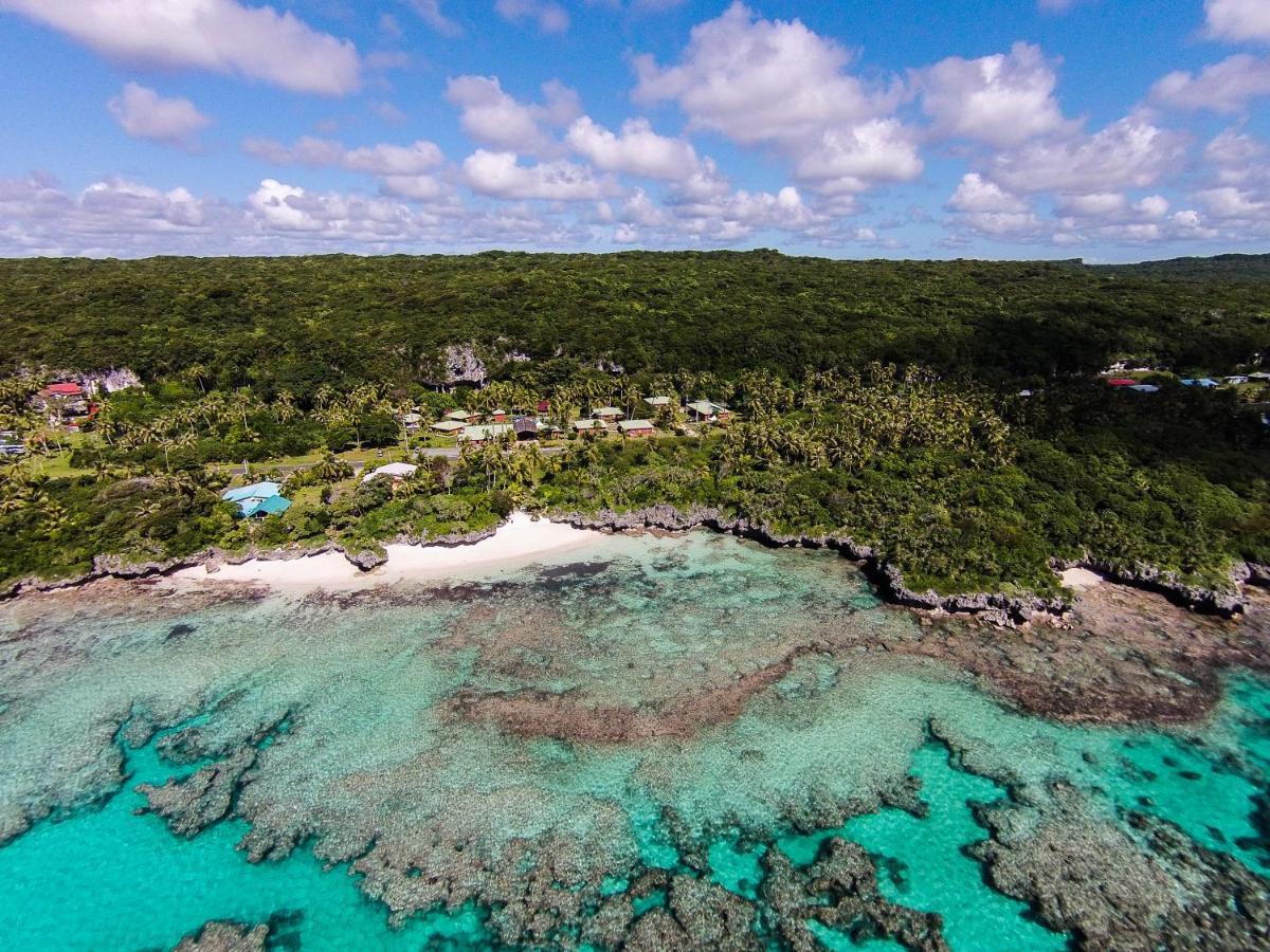 Hotel Oasis De Kiamu Лифу Экстерьер фото