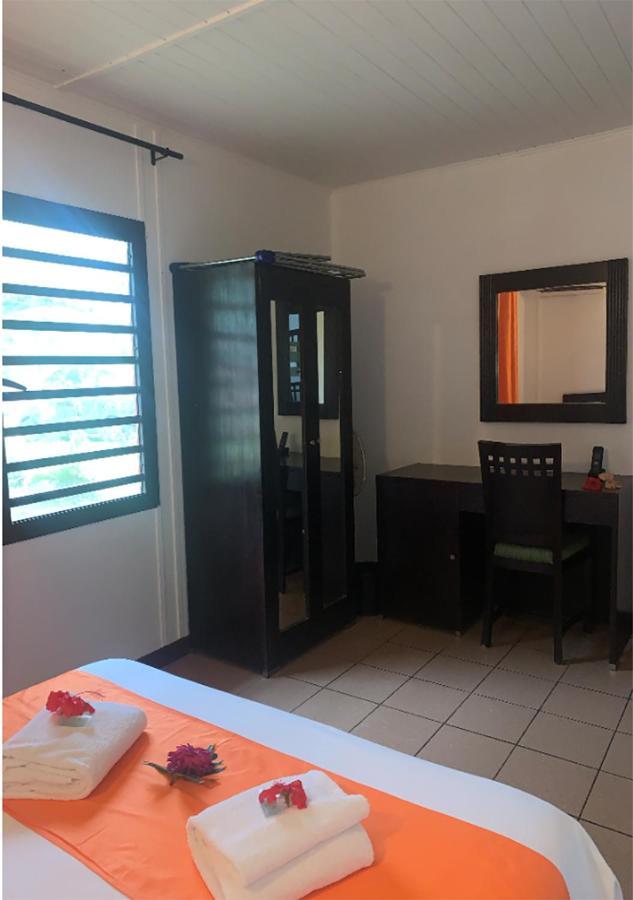Hotel Oasis De Kiamu Лифу Экстерьер фото