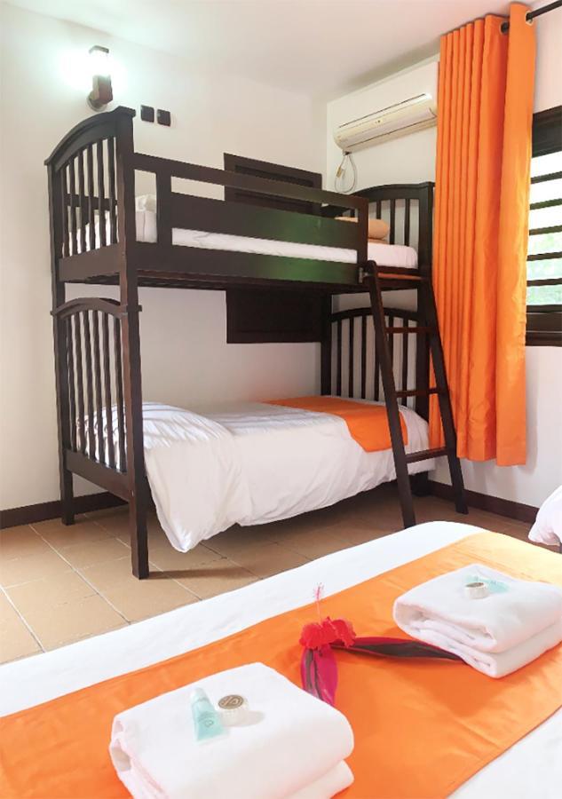 Hotel Oasis De Kiamu Лифу Экстерьер фото