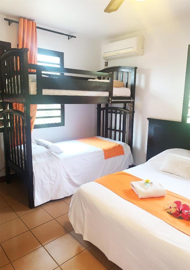 Hotel Oasis De Kiamu Лифу Экстерьер фото