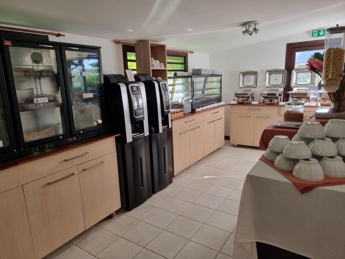 Hotel Oasis De Kiamu Лифу Экстерьер фото