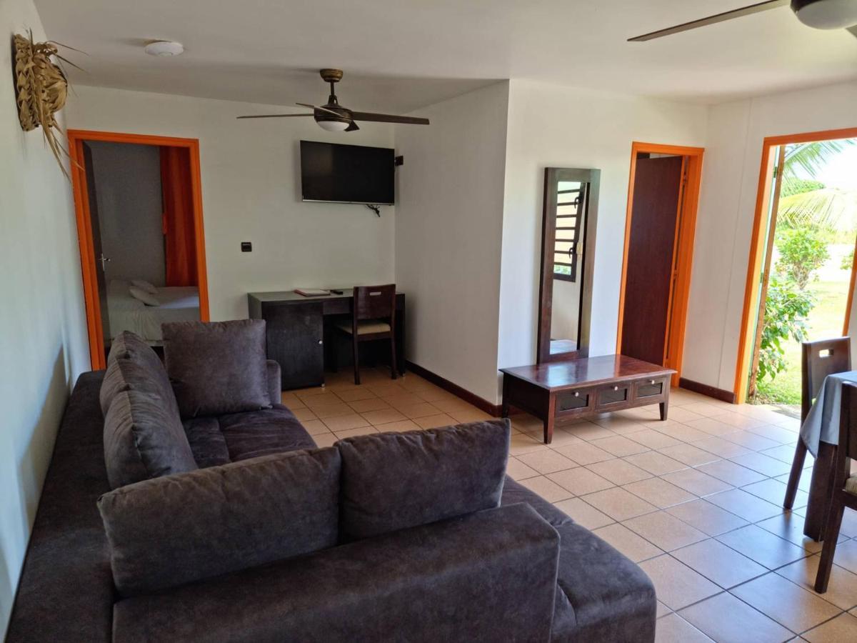 Hotel Oasis De Kiamu Лифу Экстерьер фото